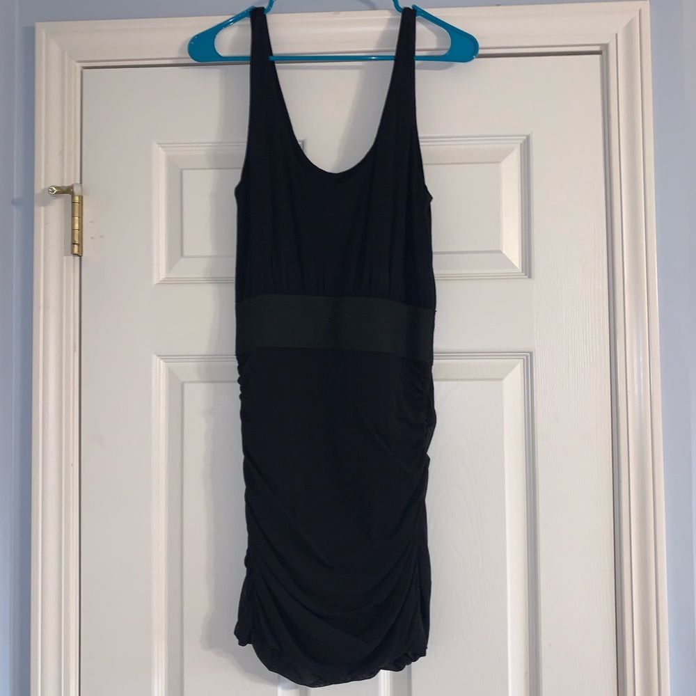 Express dress - Picture 4 of 7